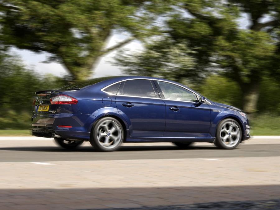  Ford Mondeo Titanium X Hatchback 2010 года  (UK) (фото 10 из 18)